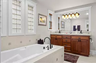 11900 SE Sunny Way, Happy Valley, OR 97086 - Photo 31