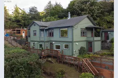 470 3rd St, Astoria, OR 97103 - Photo 3