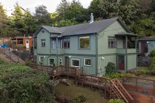 470 3rd St, Astoria, OR 97103 - Photo 3