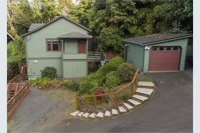 470 3rd St, Astoria, OR 97103 - Photo 1