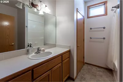 1875 Lake Cove Ave, Eugene, OR 97408 - Photo 23