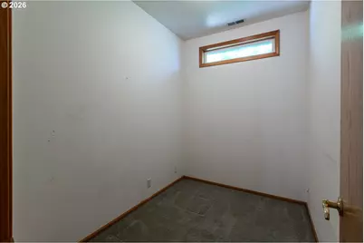 1875 Lake Cove Ave, Eugene, OR 97408 - Photo 25