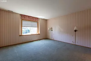 1875 Lake Cove Ave, Eugene, OR 97408 - Photo 17