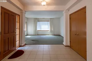 1875 Lake Cove Ave, Eugene, OR 97408 - Photo 5
