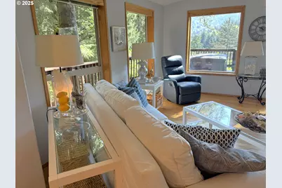 19921 Whaleshead Rd #EL1, Brookings, OR 97415 - Photo 7