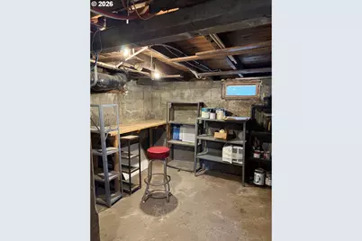 4030 SE Caruthers St, Portland, OR 97214 - Photo 23