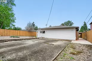 1313 Shady Ln, Keizer, OR 97303 - Photo 3