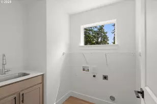 18938 SW Hazelwood Ln, Beaverton, OR 97078 - Photo 19