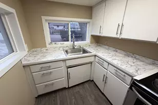 90 W Adams St, Huntington, OR 97907 - Photo 11