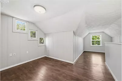 301 Irving Rd, Eugene, OR 97404 - Photo 29