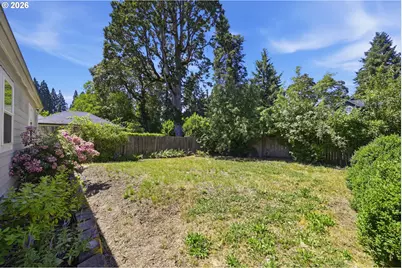 301 Irving Rd, Eugene, OR 97404 - Photo 35