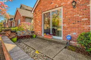 1620 NE Glisan St, Portland, OR 97232 - Photo 3
