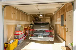 1620 NE Glisan St, Portland, OR 97232 - Photo 23