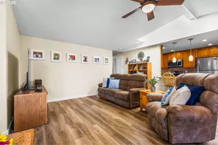 499 NE Cherry St, Sublimity, OR 97385 - Photo 17