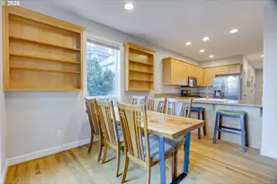 6014 S View Point Ter, Portland, OR 97239 - Photo 7