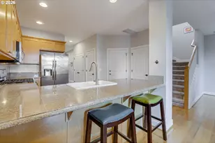 6014 S View Point Ter, Portland, OR 97239 - Photo 13