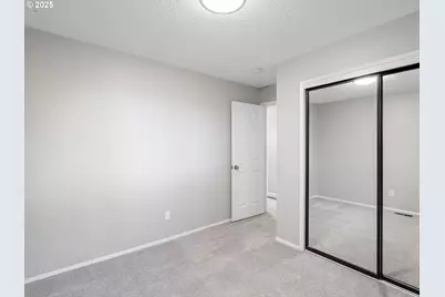 1010 Marylhurst Dr, West Linn, OR 97068 - Photo 29