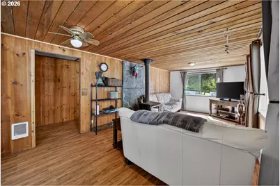 96258 Coos Sumner Ln, Coos Bay, OR 97420 - Photo 17