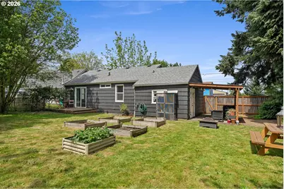 8934 NE Sumner St, Portland, OR 97220 - Photo 19
