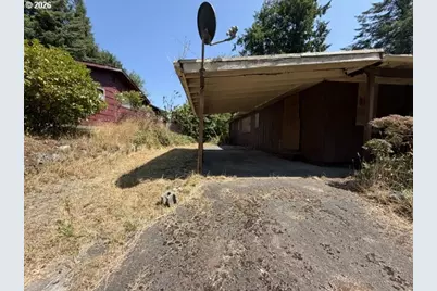 1840 S 19th St, Coos Bay, OR 97420 - Photo 3