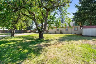 4240 SW 197th Ave, Beaverton, OR 97078 - Photo 41