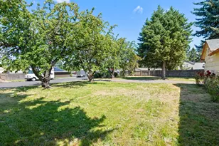 4240 SW 197th Ave, Beaverton, OR 97078 - Photo 21