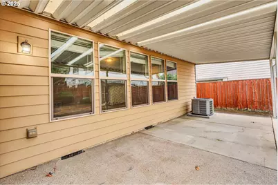 1892 SW Willowview Ter, Beaverton, OR 97003 - Photo 5