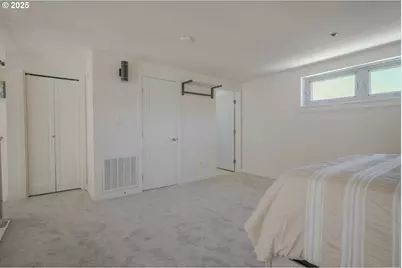 3990 Abbey Ln #B401, Astoria, OR 97103 - Photo 11