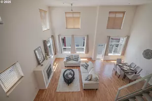 3990 Abbey Ln, Astoria, OR 97103 - Photo 15