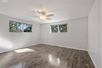 731 S River Rd, Cottage Grove, OR 97424 - Photo 29