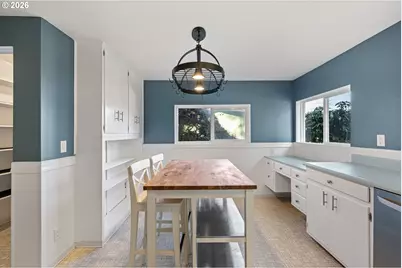 731 S River Rd, Cottage Grove, OR 97424 - Photo 13