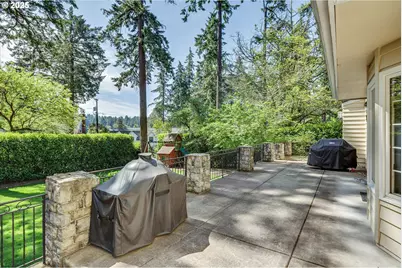 149 Iron Mountain Blvd, Lake Oswego, OR 97034 - Photo 37
