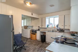 1224 NE Freemont Ave, Roseburg, OR 97470 - Photo 9