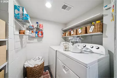 2453 Marylhurst Dr, West Linn, OR 97068 - Photo 21