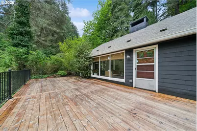 2453 Marylhurst Dr, West Linn, OR 97068 - Photo 25