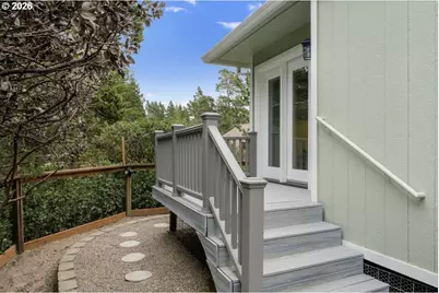 87997 Kelsie Way, Florence, OR 97439 - Photo 39