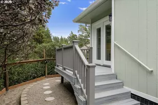 87997 Kelsie Way, Florence, OR 97439 - Photo 39