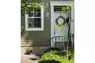 639 1st St, Lake Oswego, OR 97034 - Photo 1