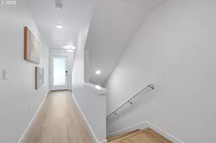 7298 SW 13th Dr, Portland, OR 97239 - Photo 27