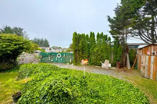 1029 Fifield St, Brookings, OR 97415 - Photo 41