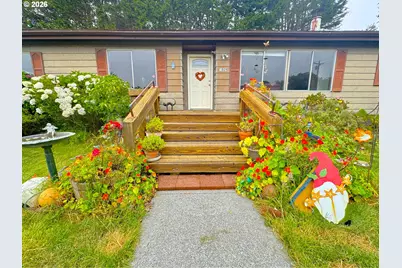 1029 Fifield St, Brookings, OR 97415 - Photo 3