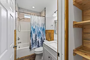 946 N Echo Mountain Rd, Otis, OR 97368 - Photo 35