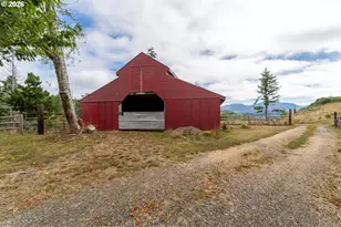 946 N Echo Mountain Rd, Otis, OR 97368 - Photo 39