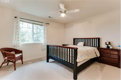 3428 River Pointe Dr, Eugene, OR 97408 - Photo 13