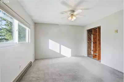 18630 SE Sunnyside Rd, Damascus, OR 97089 - Photo 17