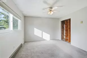 18630 SE Sunnyside Rd, Damascus, OR 97089 - Photo 17