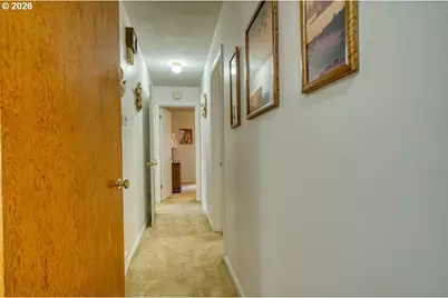 6131 N Villard Ave, Portland, OR 97217 - Photo 15