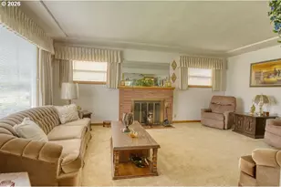 6131 N Villard Ave, Portland, OR 97217 - Photo 5