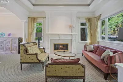 2240 Summit Ct, Lake Oswego, OR 97034 - Photo 3