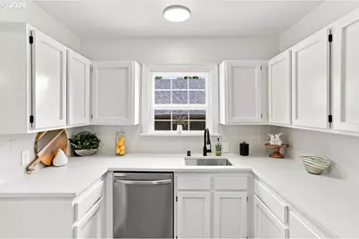 10505 NW 26th Ave, Vancouver, WA 98685 - Photo 13